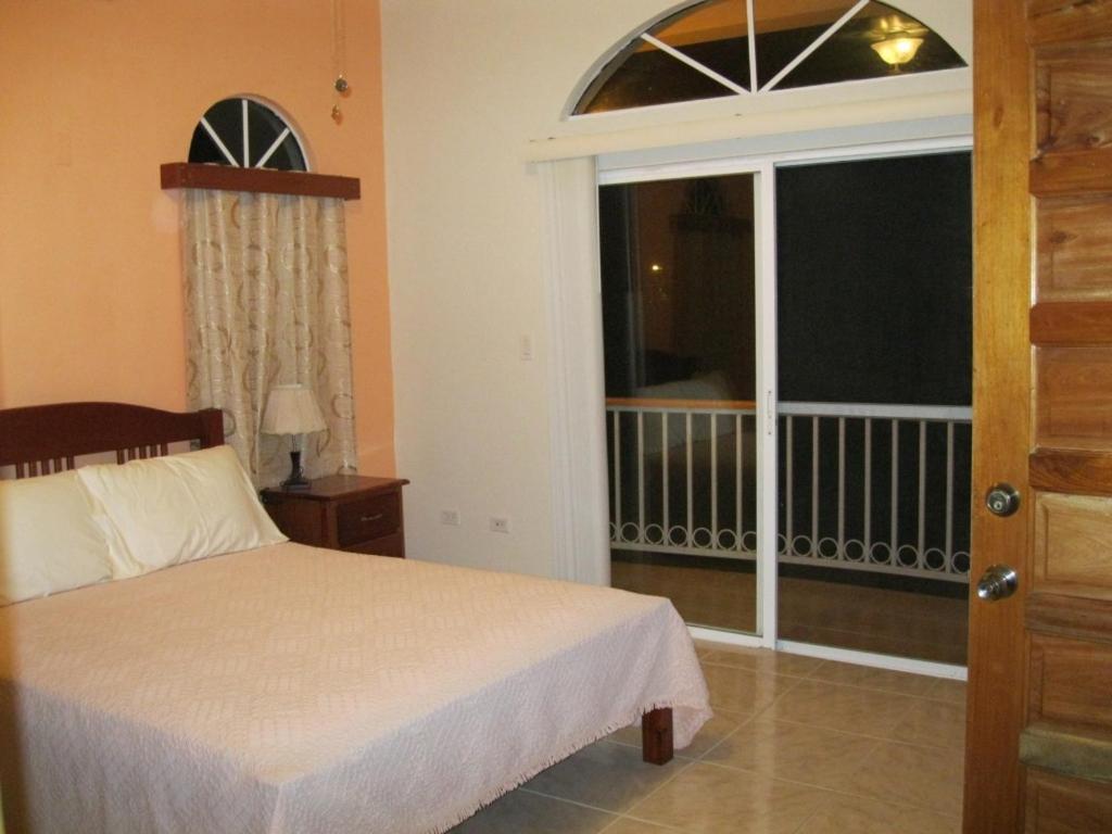 Villa San Juan Бельмопан Номер фото